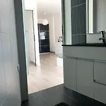 Loft-entre A E O Campo * Ναζαρέ