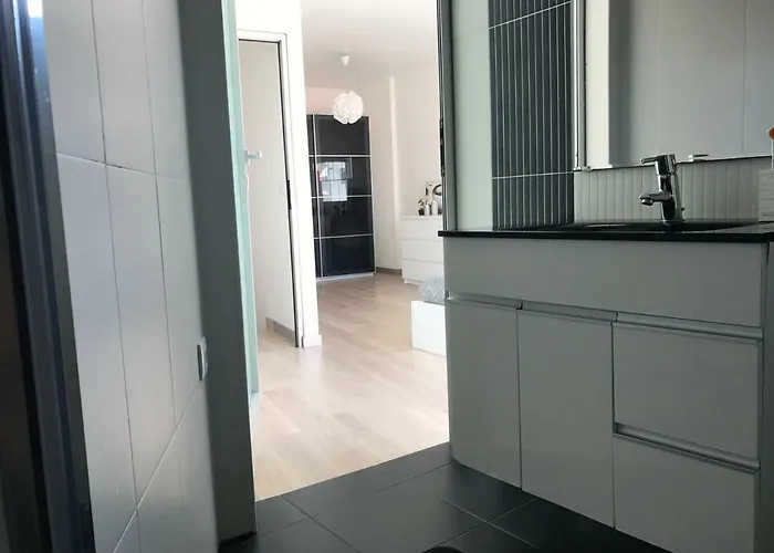 Loft-entre A E O Campo * نازاريه