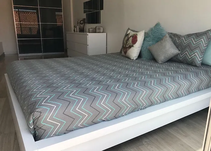 Loft-entre A E O Campo * نازاريه