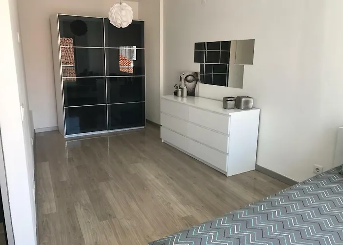 Loft-entre A E O Campo 펜션 나자레