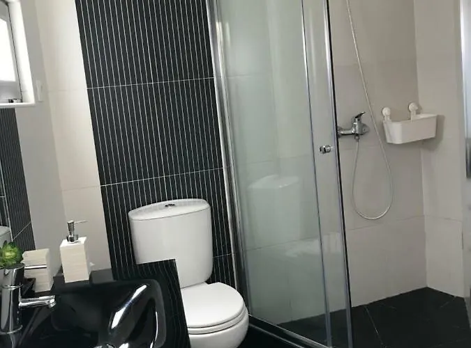 Loft-entre A E O Campo Semesterbostad Nazaré